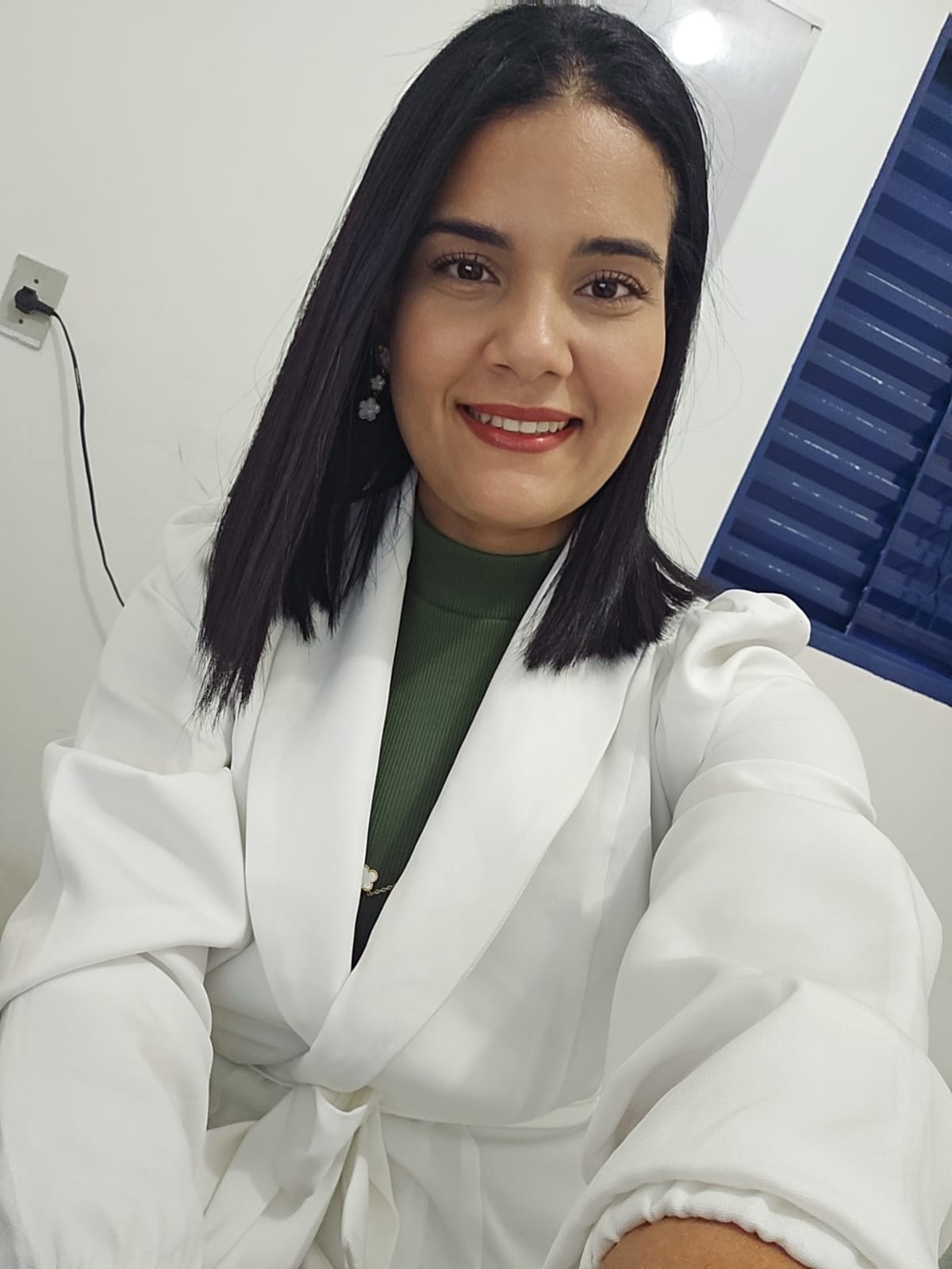 ANA CAROLINA ANDRADE OLIVEIRA 